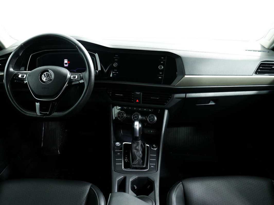 Купить Volkswagen Jetta с пробегом. Фото: #10
