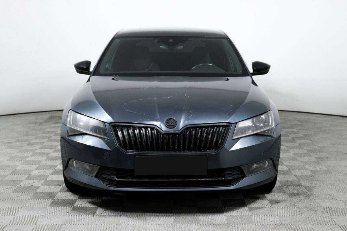 Купить Skoda Superb с пробегом. Фото: #1