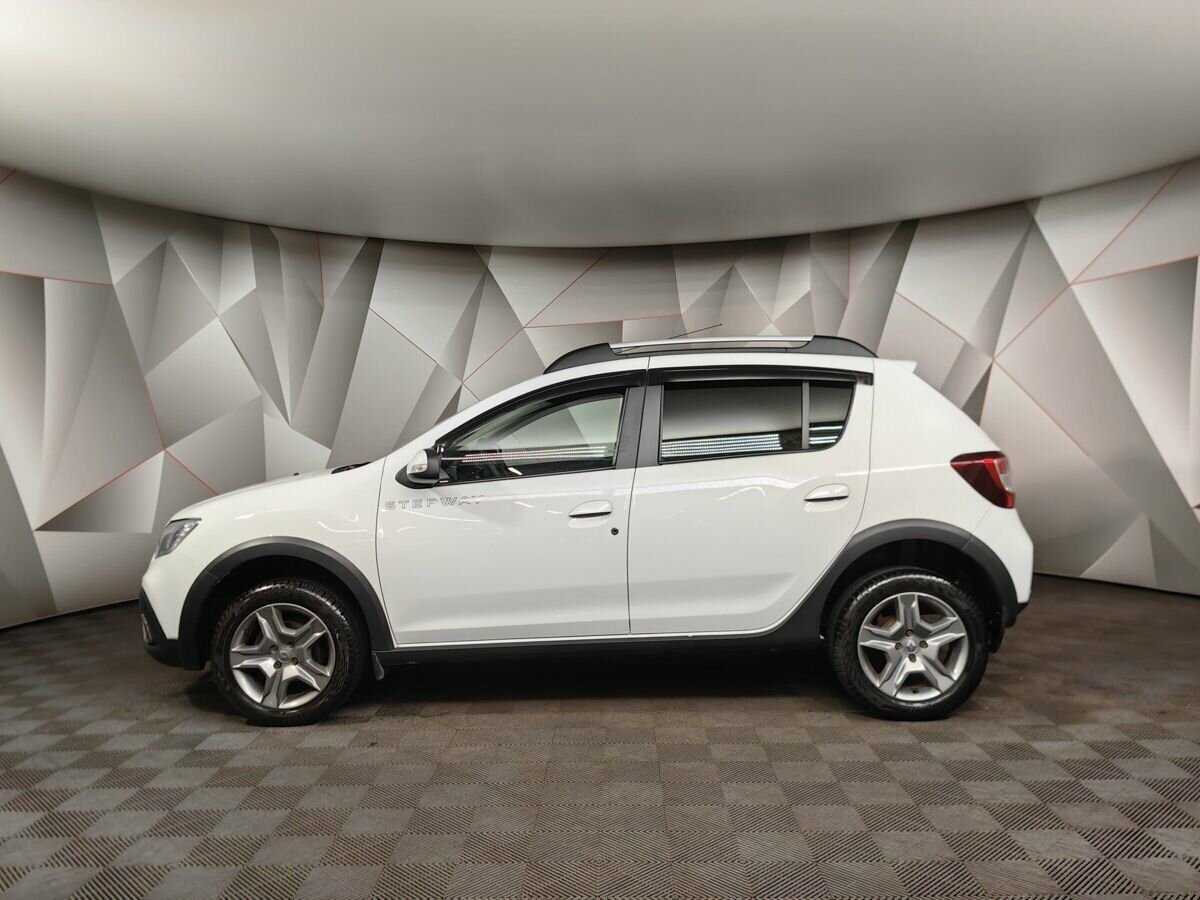 Купить Renault Sandero с пробегом. Фото: #4