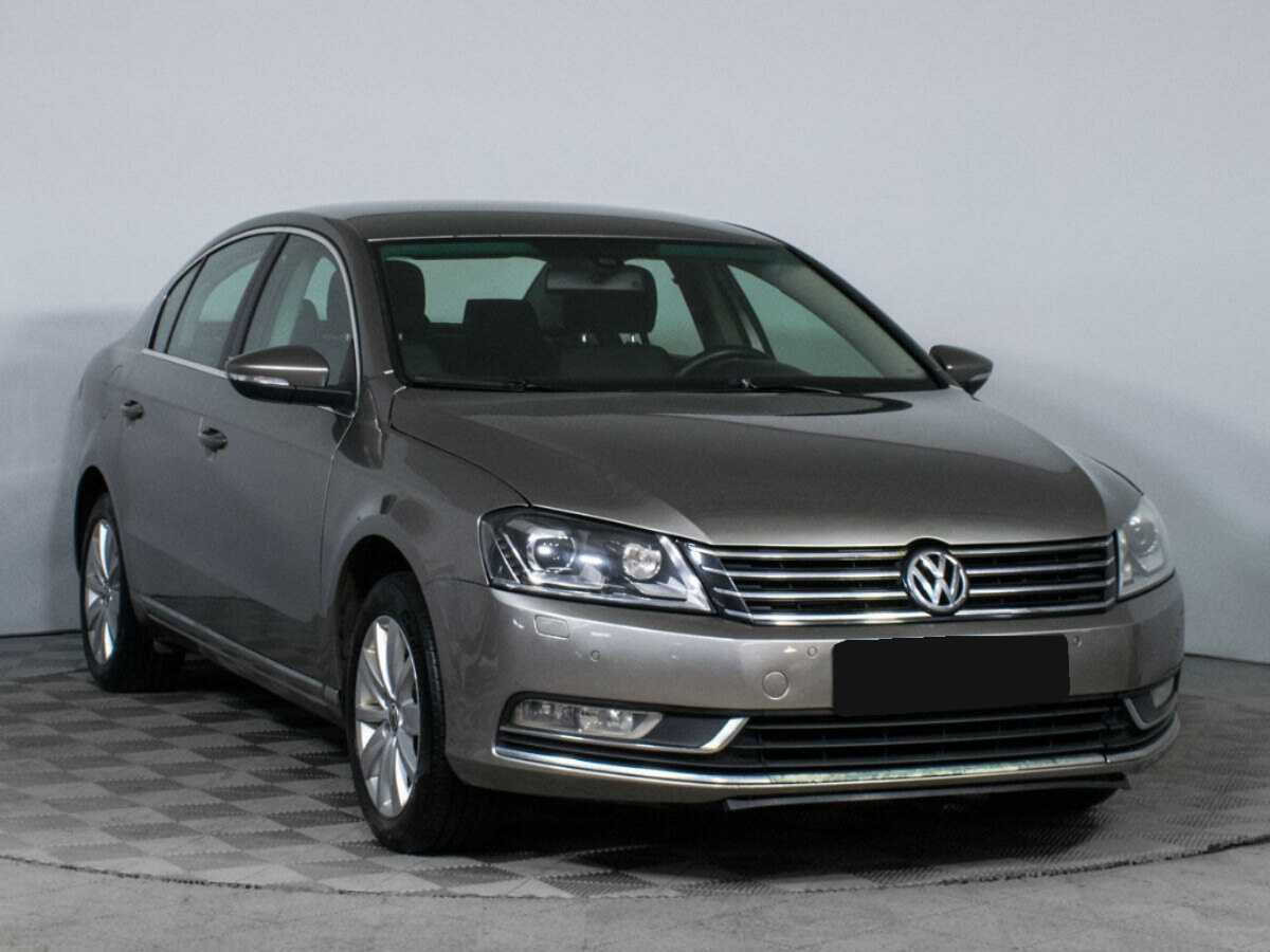 Купить Volkswagen Passat с пробегом. Фото: #2