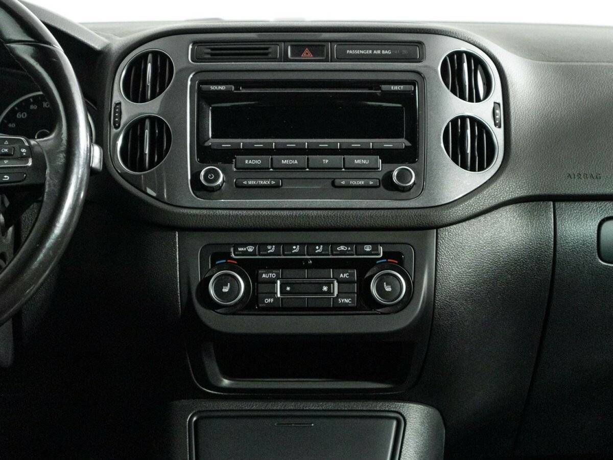 Купить Volkswagen Tiguan с пробегом. Фото: #12