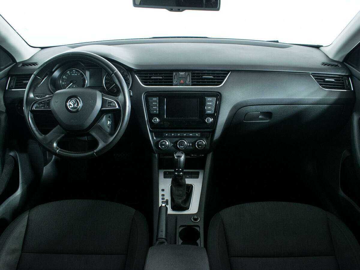 Купить Skoda Octavia с пробегом. Фото: #11