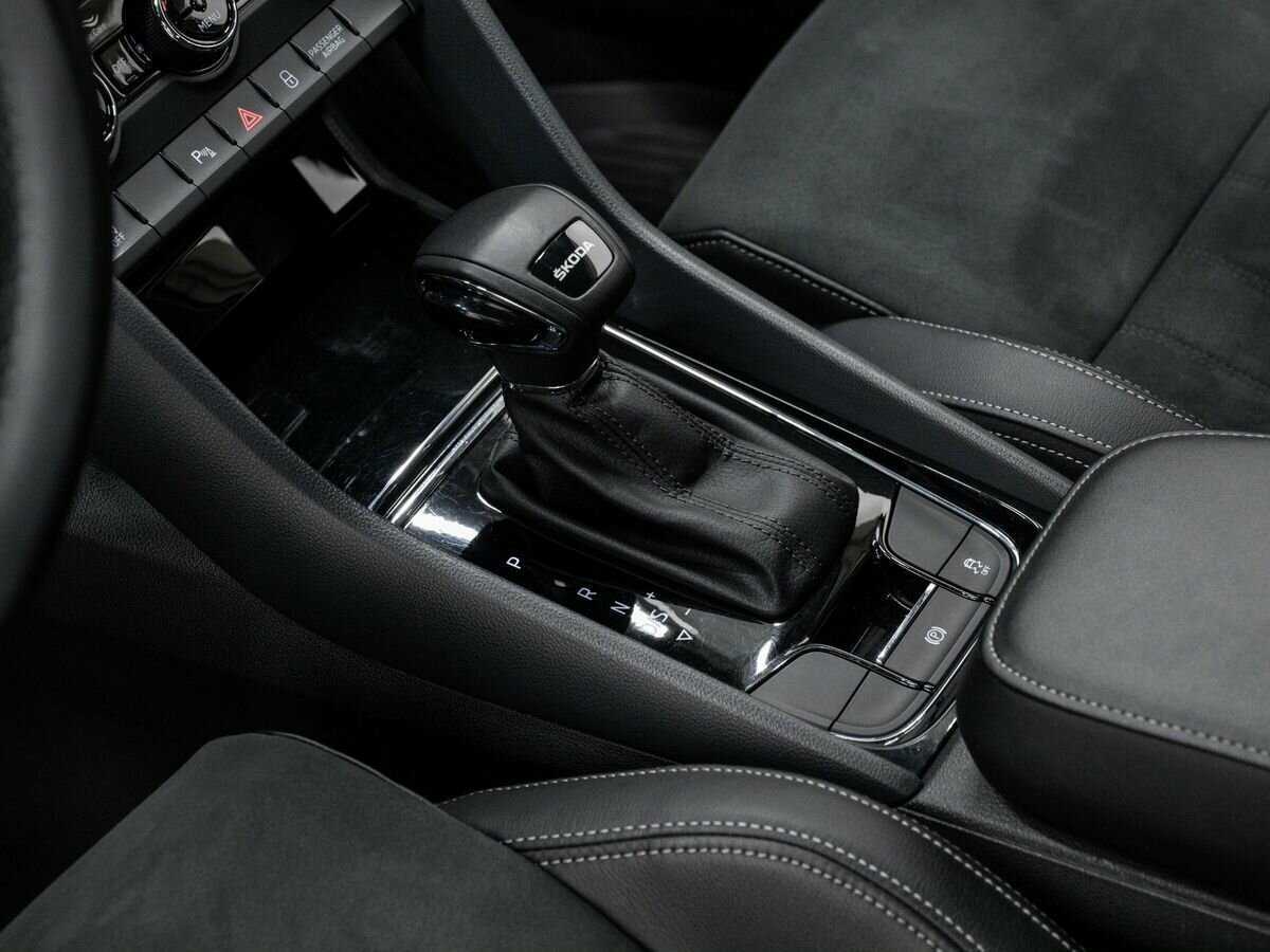 Купить Skoda Karoq с пробегом. Фото: #17