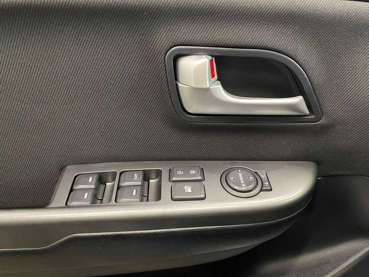 Купить Kia Rio с пробегом. Фото: #16
