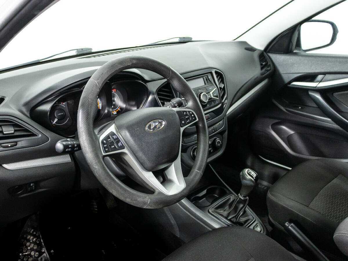 Купить Lada (ВАЗ) Vesta с пробегом. Фото: #10