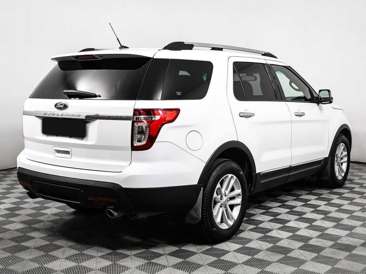Купить Ford Explorer с пробегом. Фото: #4