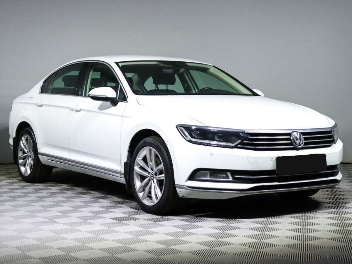 Купить Volkswagen Passat с пробегом. Фото: #2