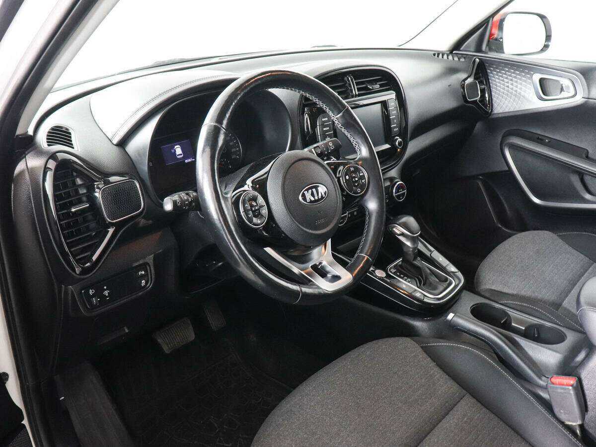 Купить Kia Soul с пробегом. Фото: #4