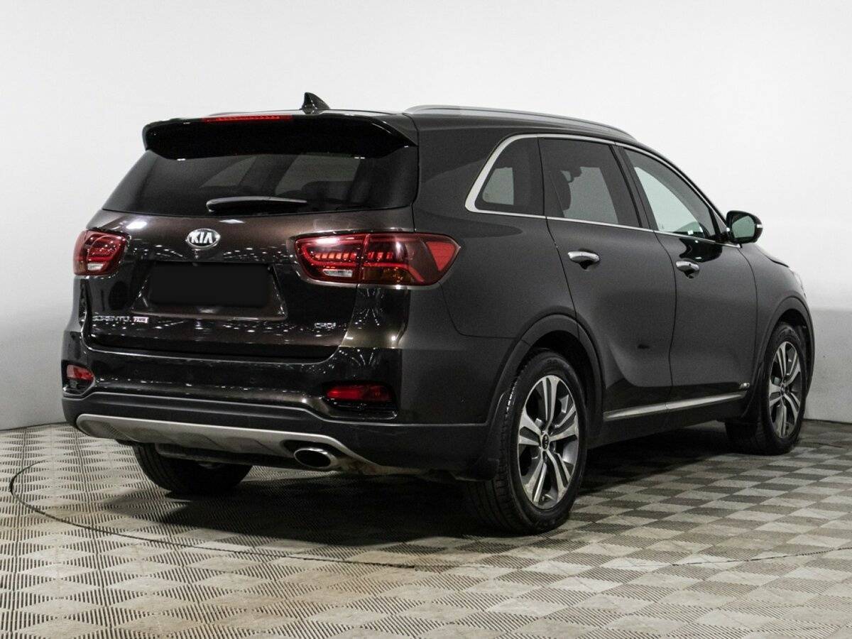 Купить Kia Sorento с пробегом. Фото: #4