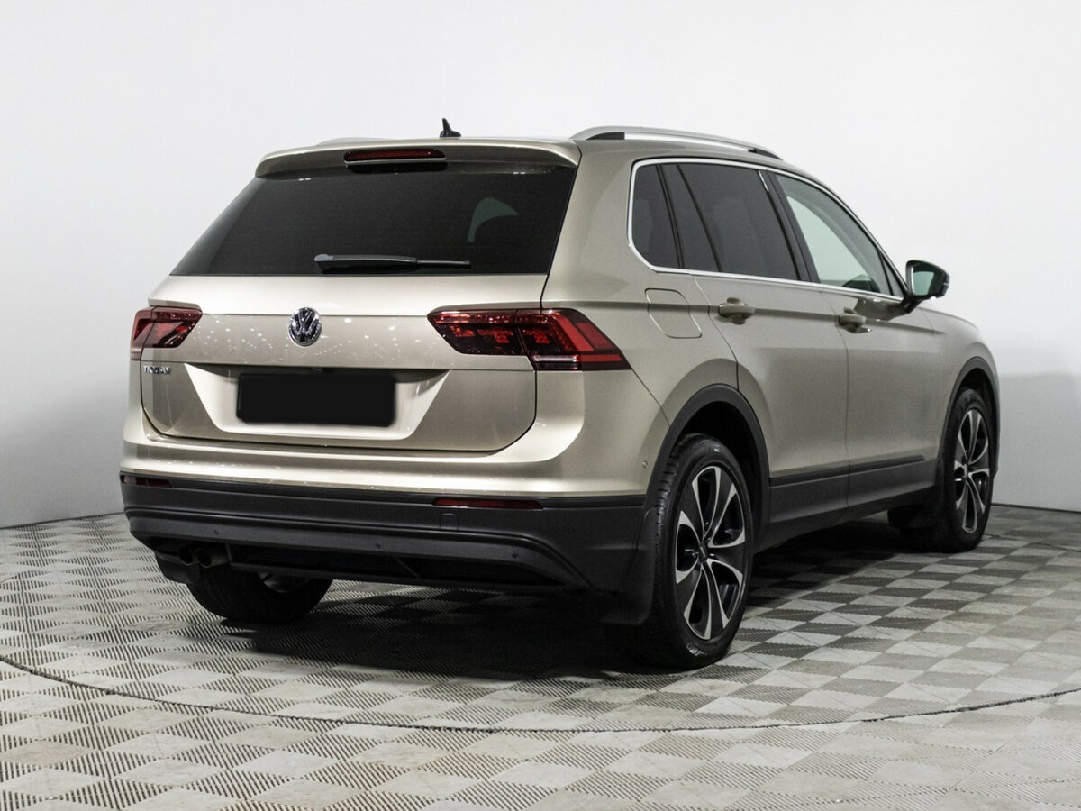 Купить Volkswagen Tiguan с пробегом. Фото: #4