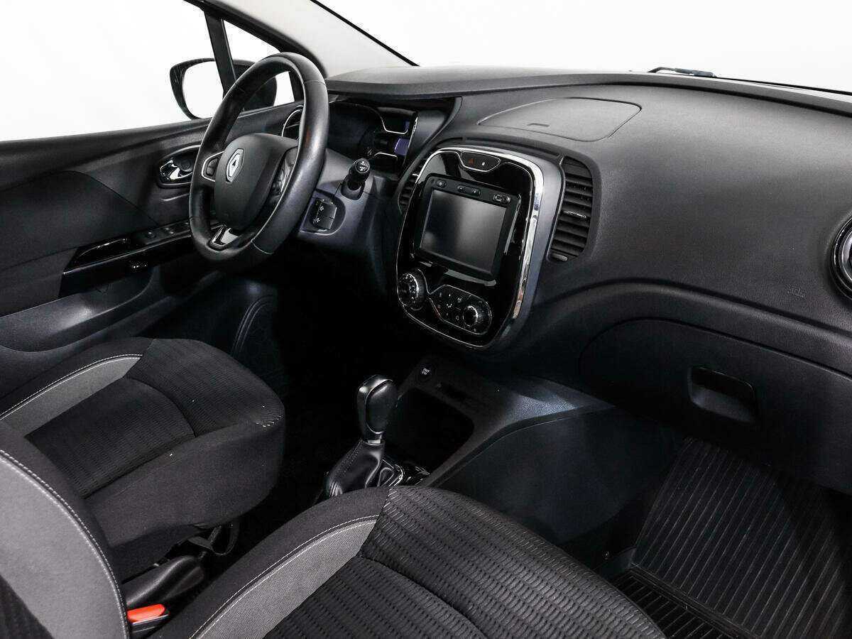Купить Renault Kaptur с пробегом. Фото: #11