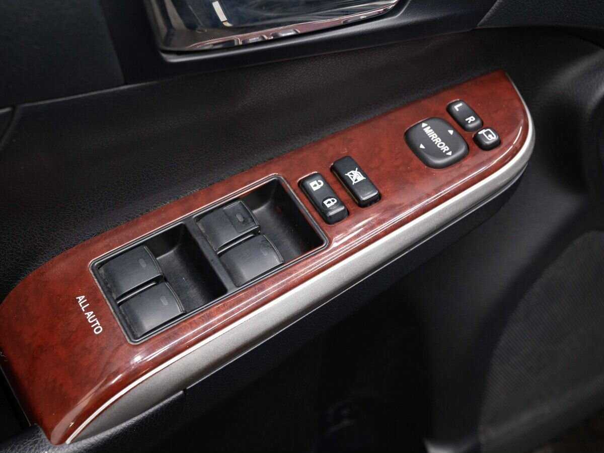 Купить Toyota Camry с пробегом. Фото: #18