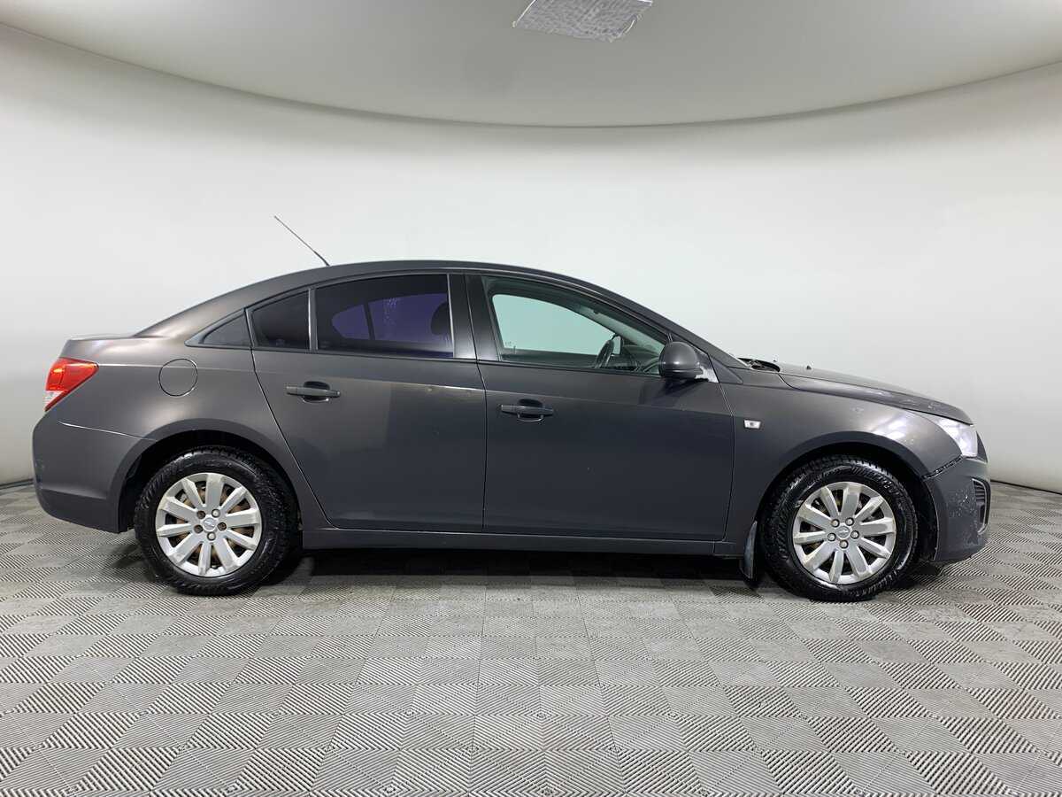 Купить Chevrolet Cruze с пробегом. Фото: #3