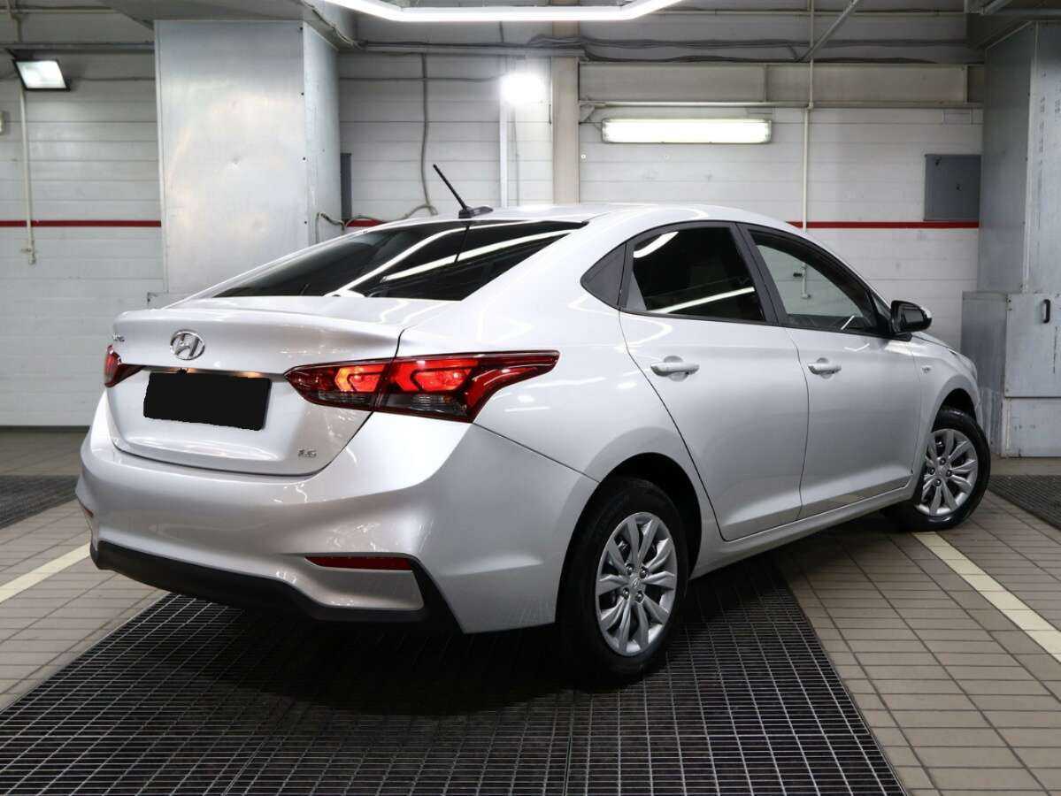 Купить Hyundai Solaris с пробегом. Фото: #3
