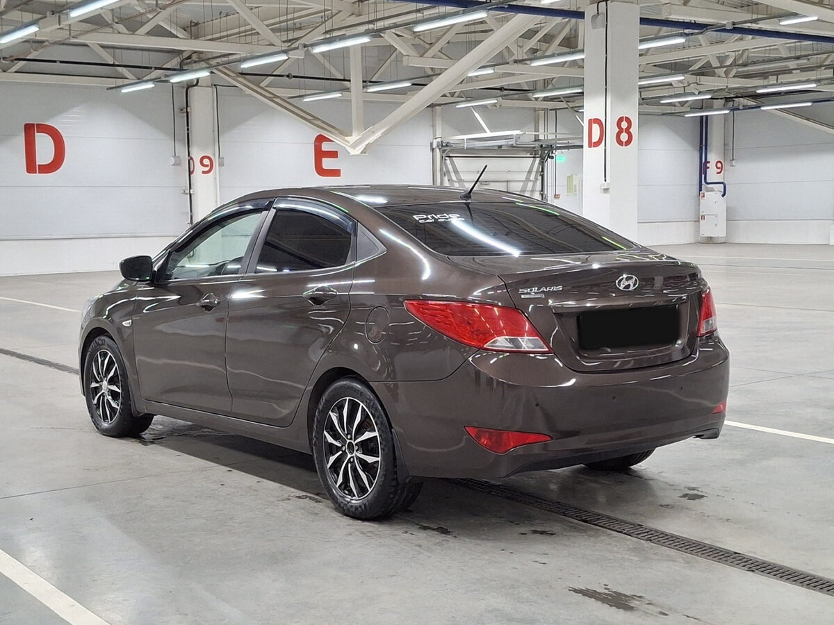 Купить Hyundai Solaris с пробегом. Фото: #6
