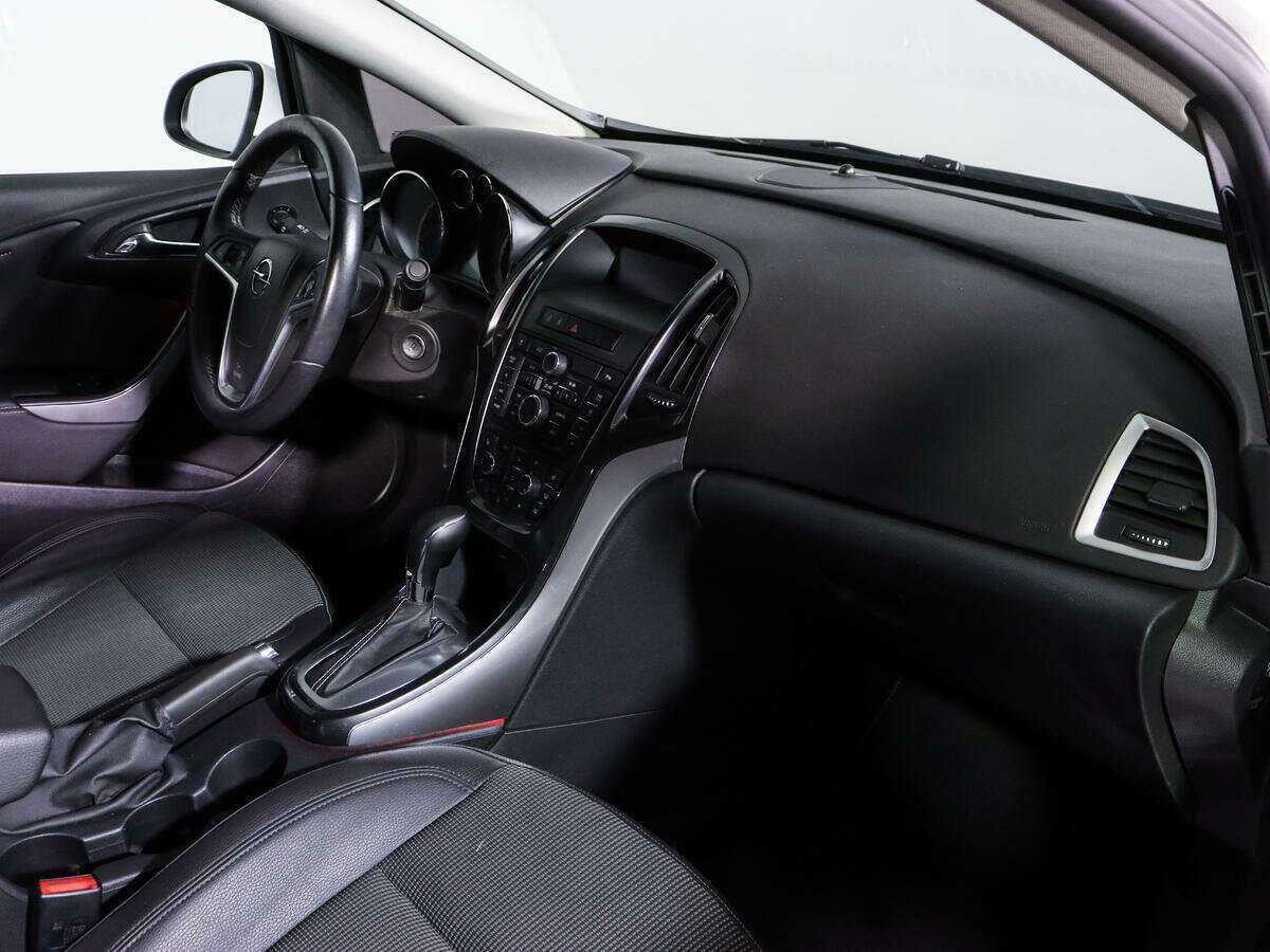 Купить Opel Astra с пробегом. Фото: #8