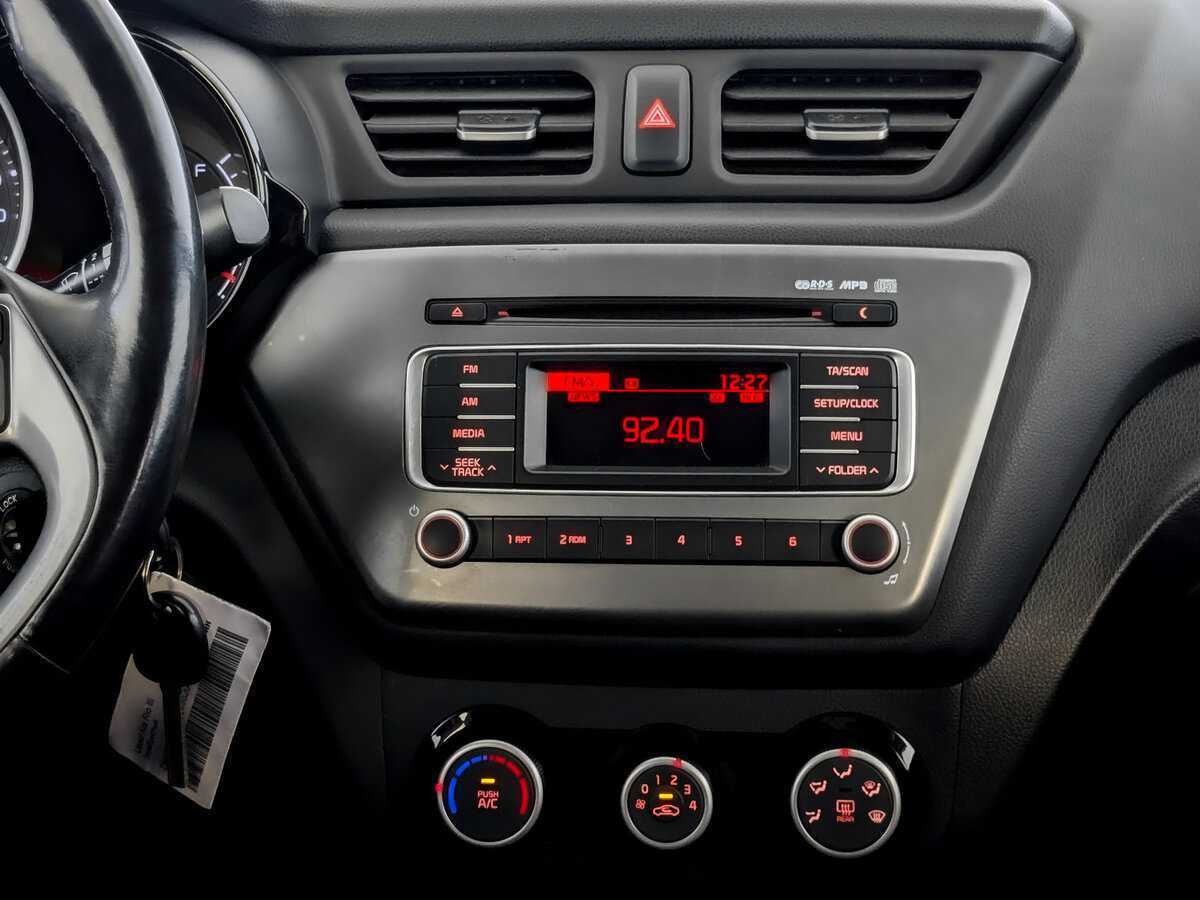 Купить Kia Rio с пробегом. Фото: #14