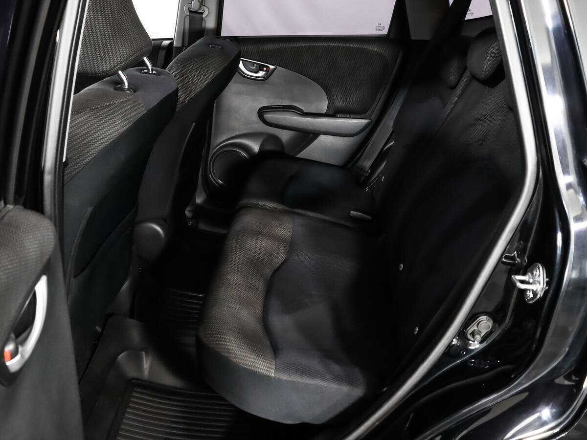 Купить Honda Jazz с пробегом. Фото: #9