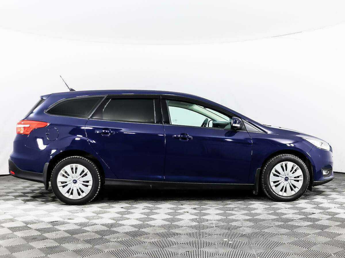 Купить Ford Focus с пробегом. Фото: #3