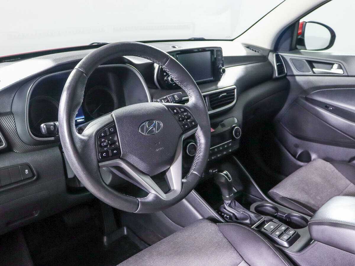 Купить Hyundai Tucson с пробегом. Фото: #13