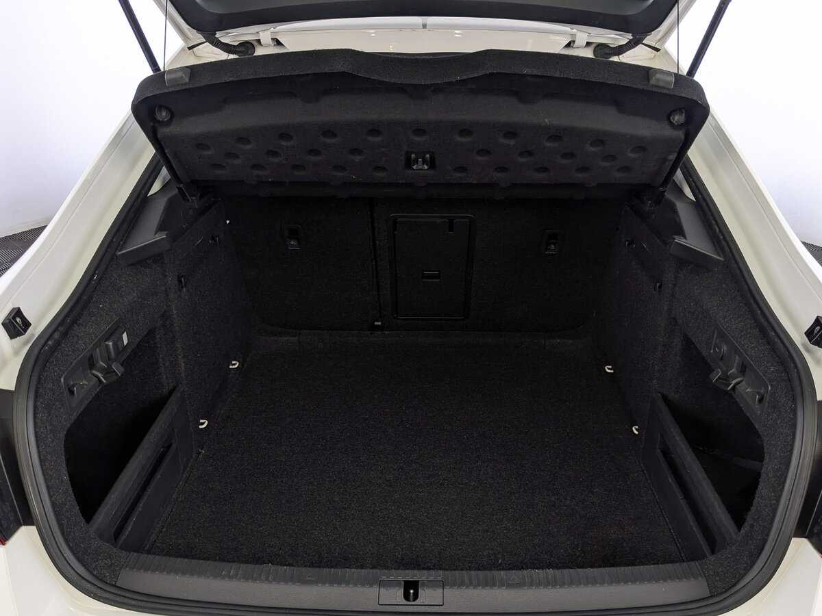 Купить Skoda Superb с пробегом. Фото: #9