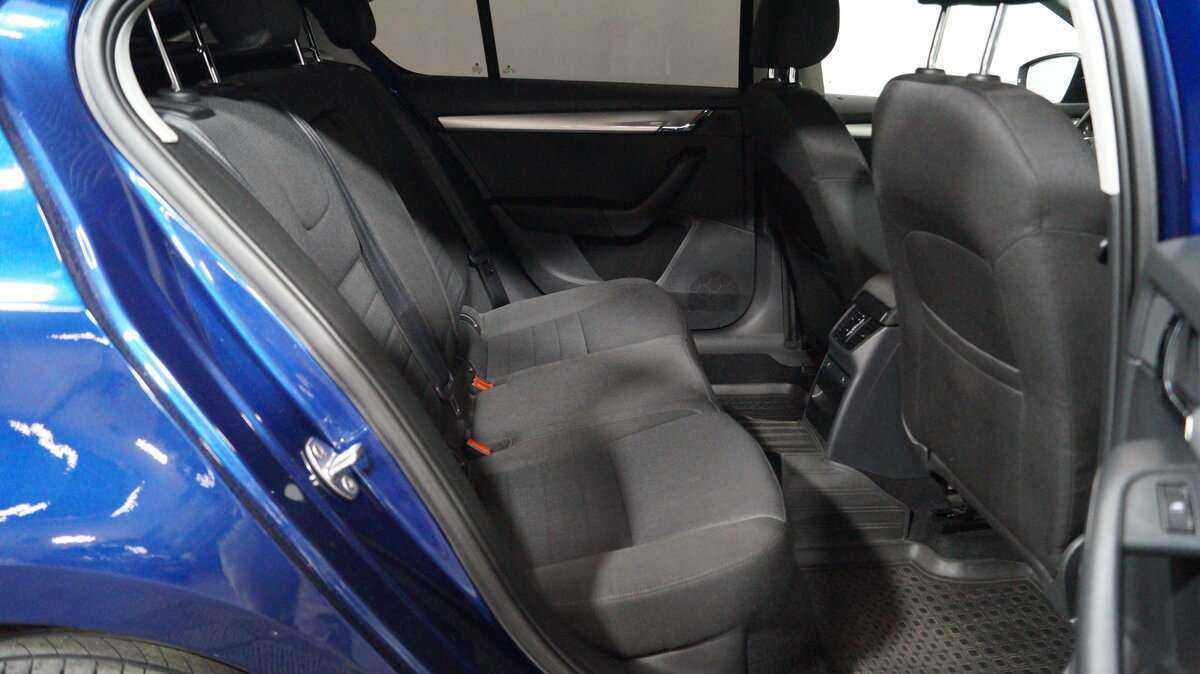 Купить Skoda Octavia с пробегом. Фото: #11