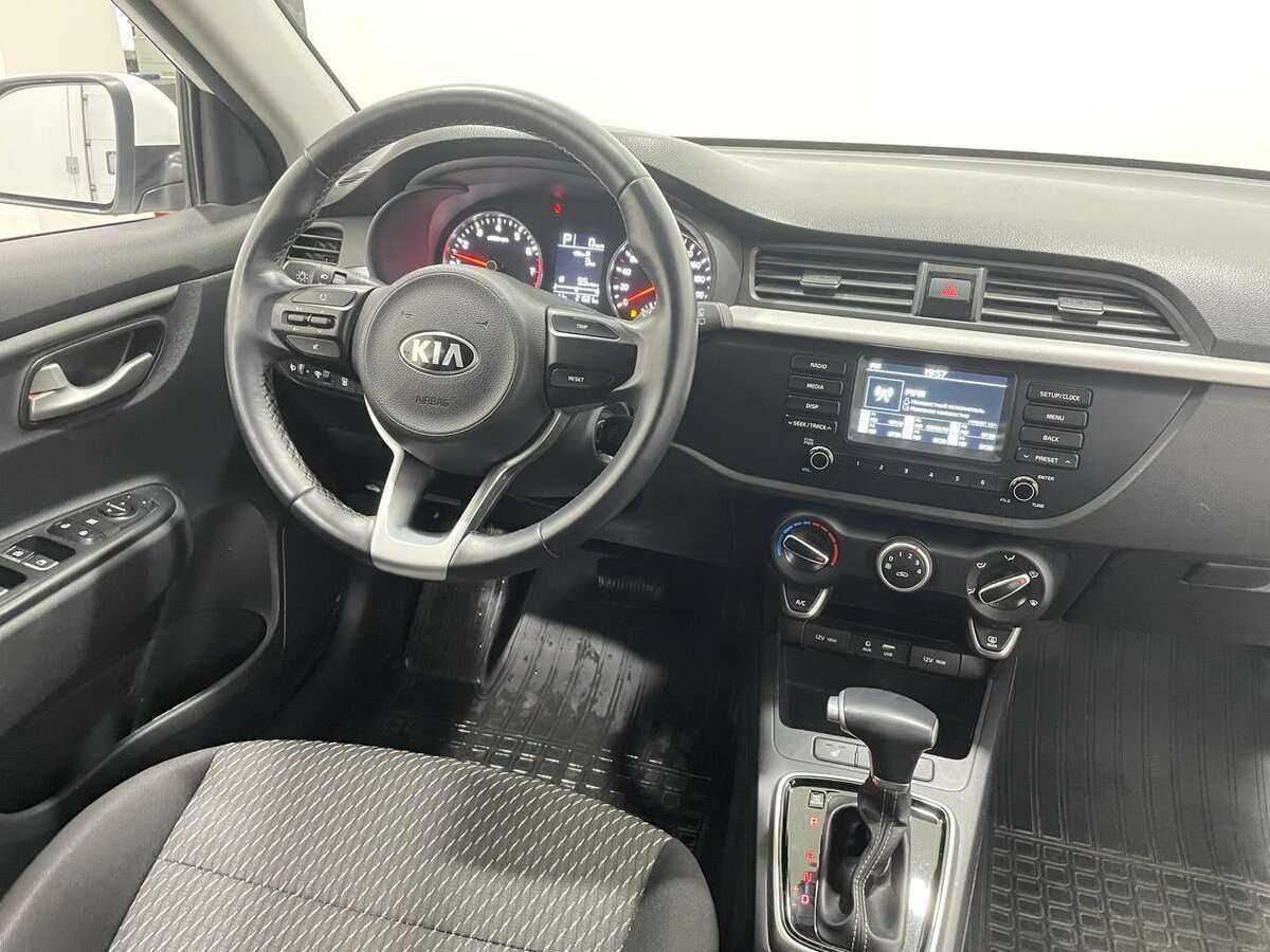Купить Kia Rio с пробегом. Фото: #5