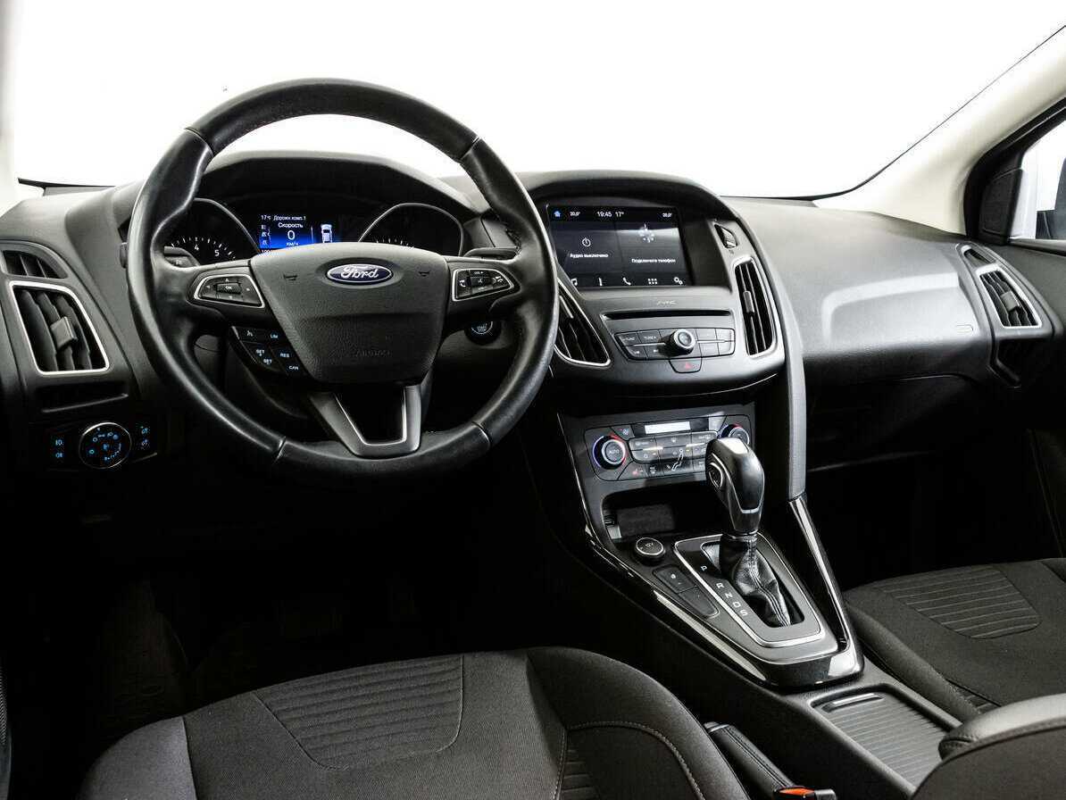 Купить Ford Focus с пробегом. Фото: #10