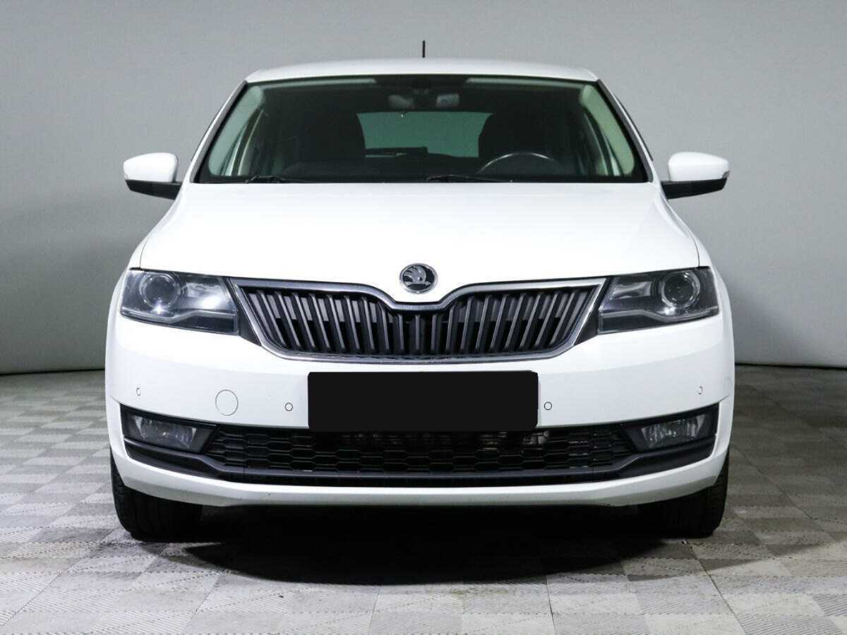 Купить Skoda Rapid с пробегом. Фото: #1