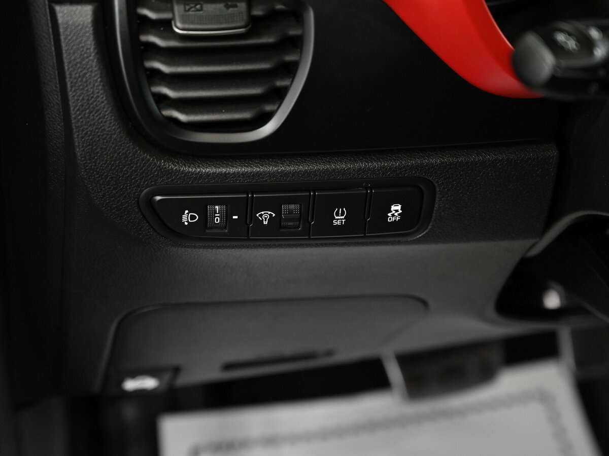 Купить Kia Rio с пробегом. Фото: #8