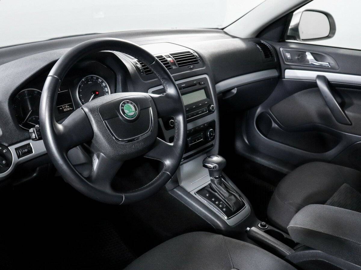 Купить Skoda Octavia с пробегом. Фото: #11