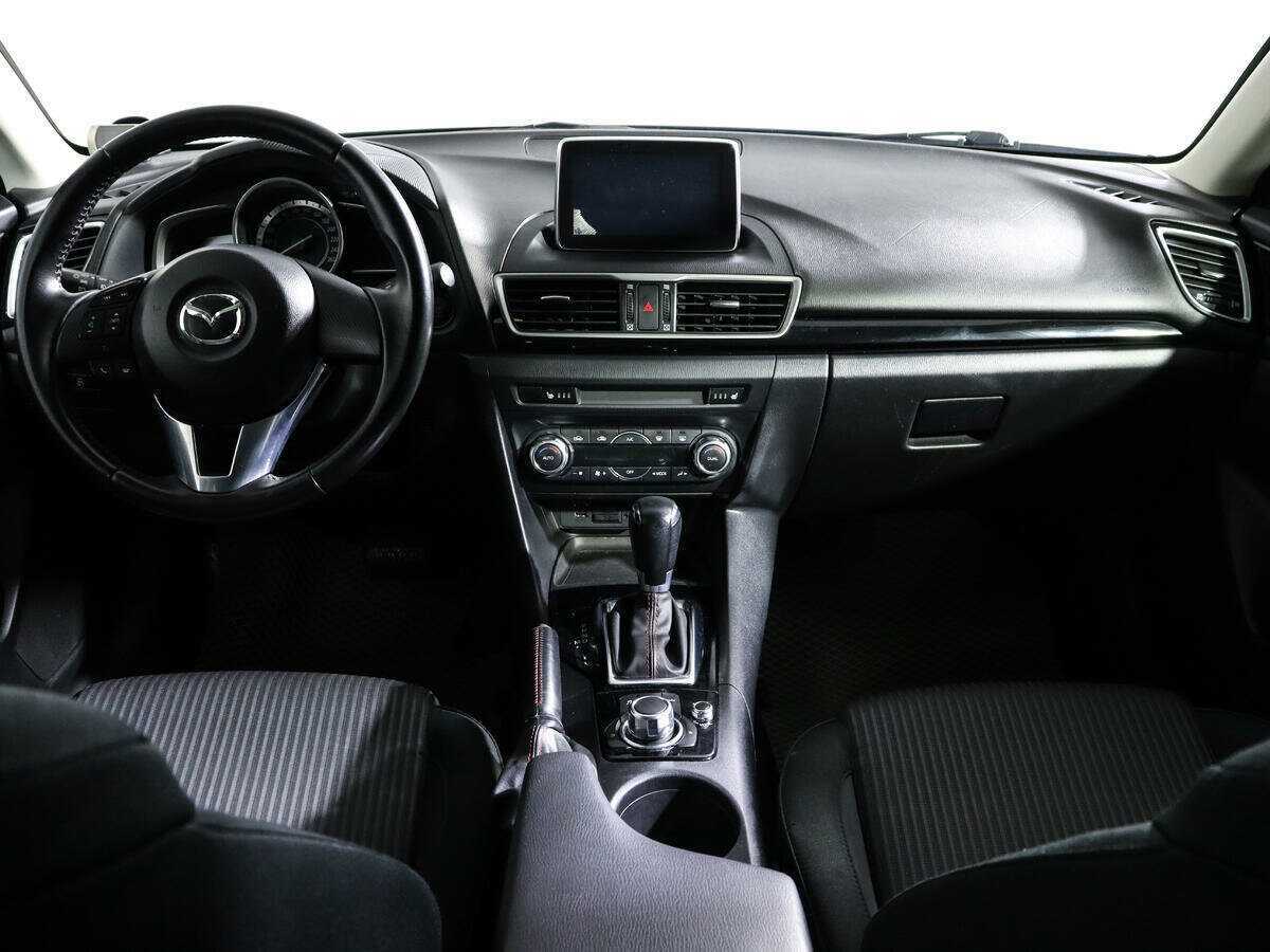 Купить Mazda 3 с пробегом. Фото: #8