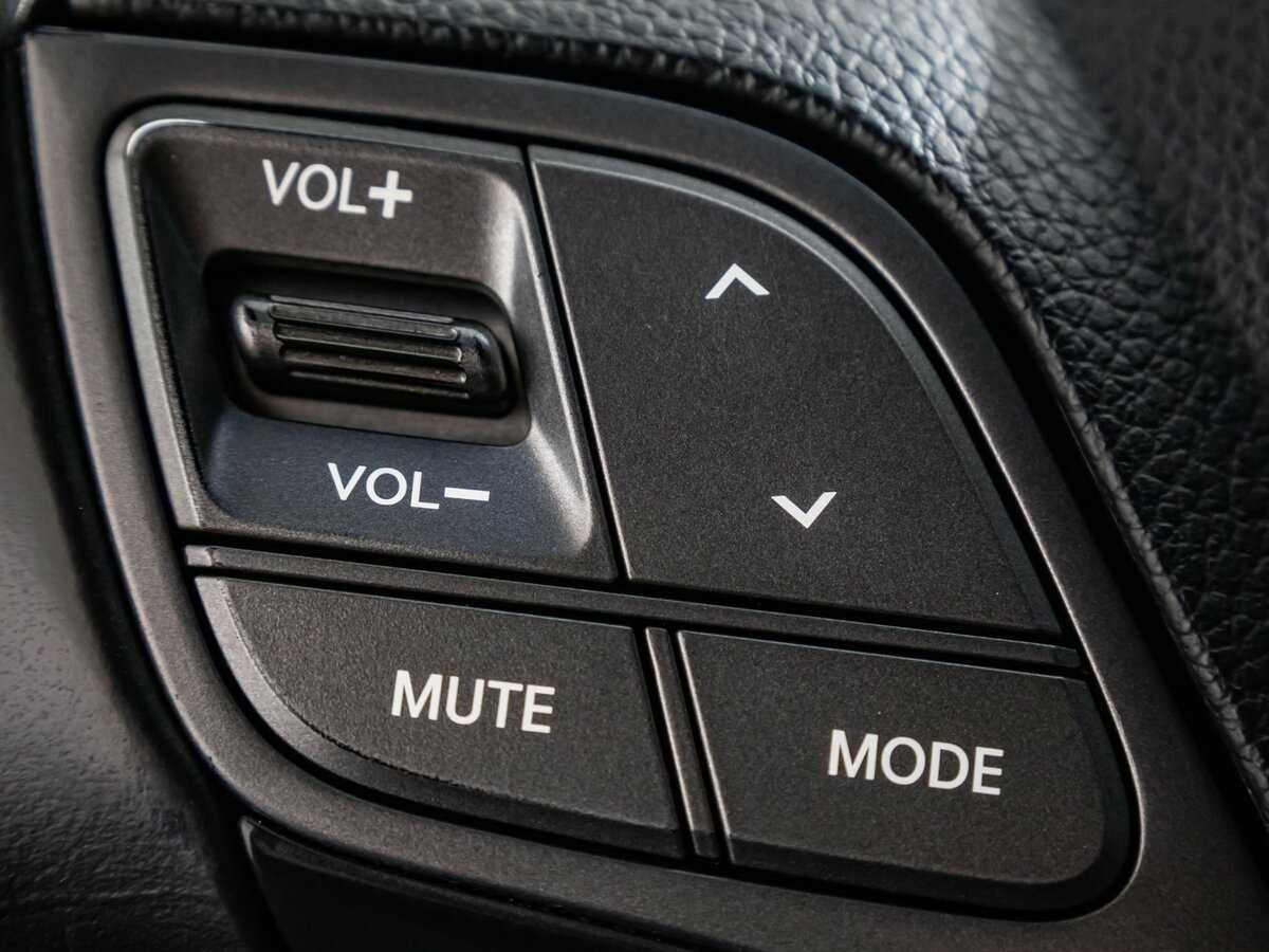 Купить Hyundai Santa Fe с пробегом. Фото: #11