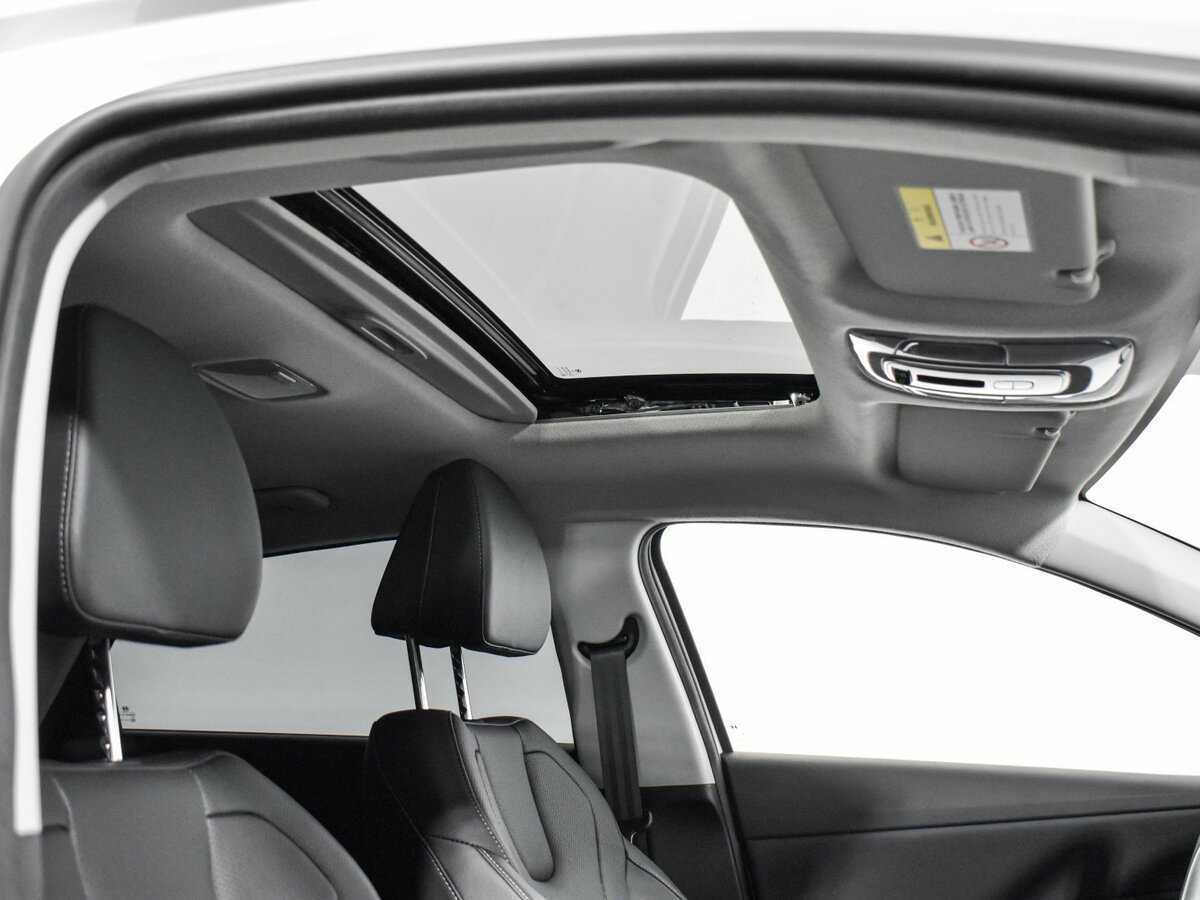 Купить Hyundai Elantra с пробегом. Фото: #22