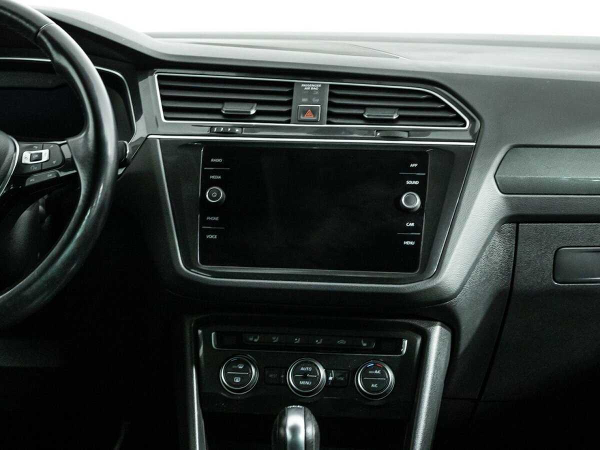 Купить Volkswagen Tiguan с пробегом. Фото: #12