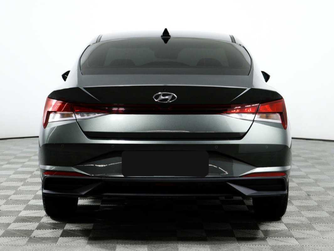 Купить Hyundai Elantra с пробегом. Фото: #5