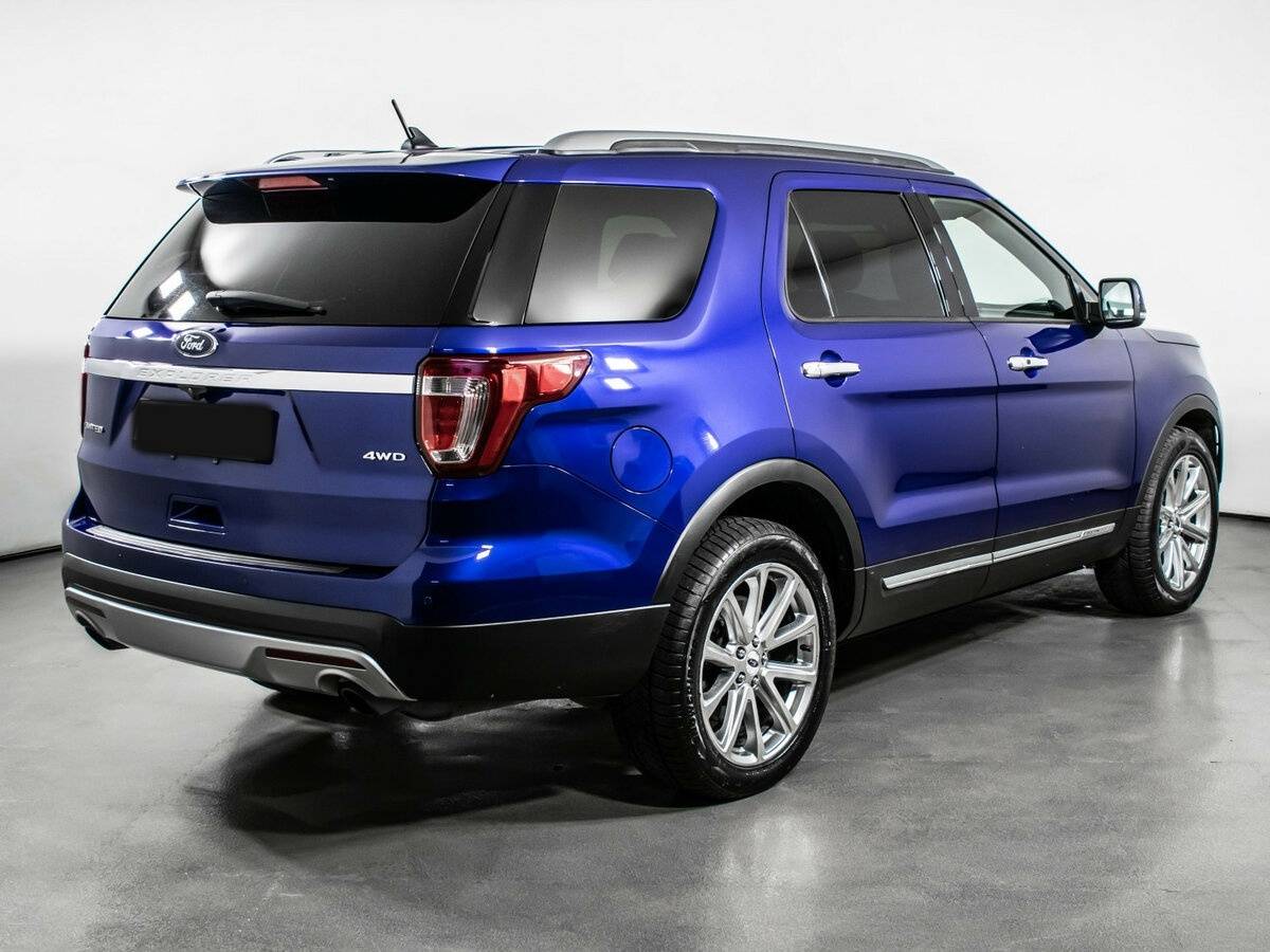 Купить Ford Explorer с пробегом. Фото: #4