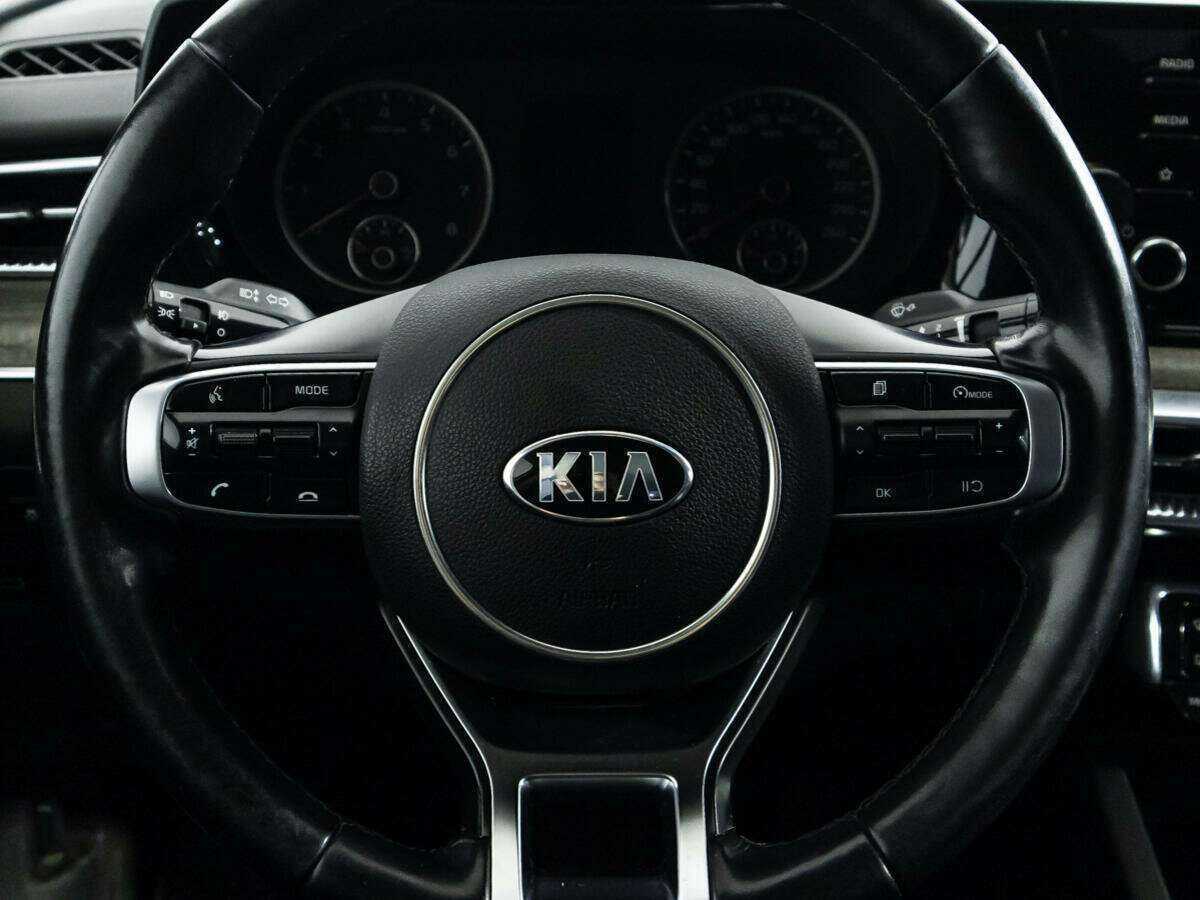 Купить Kia K5 с пробегом. Фото: #22