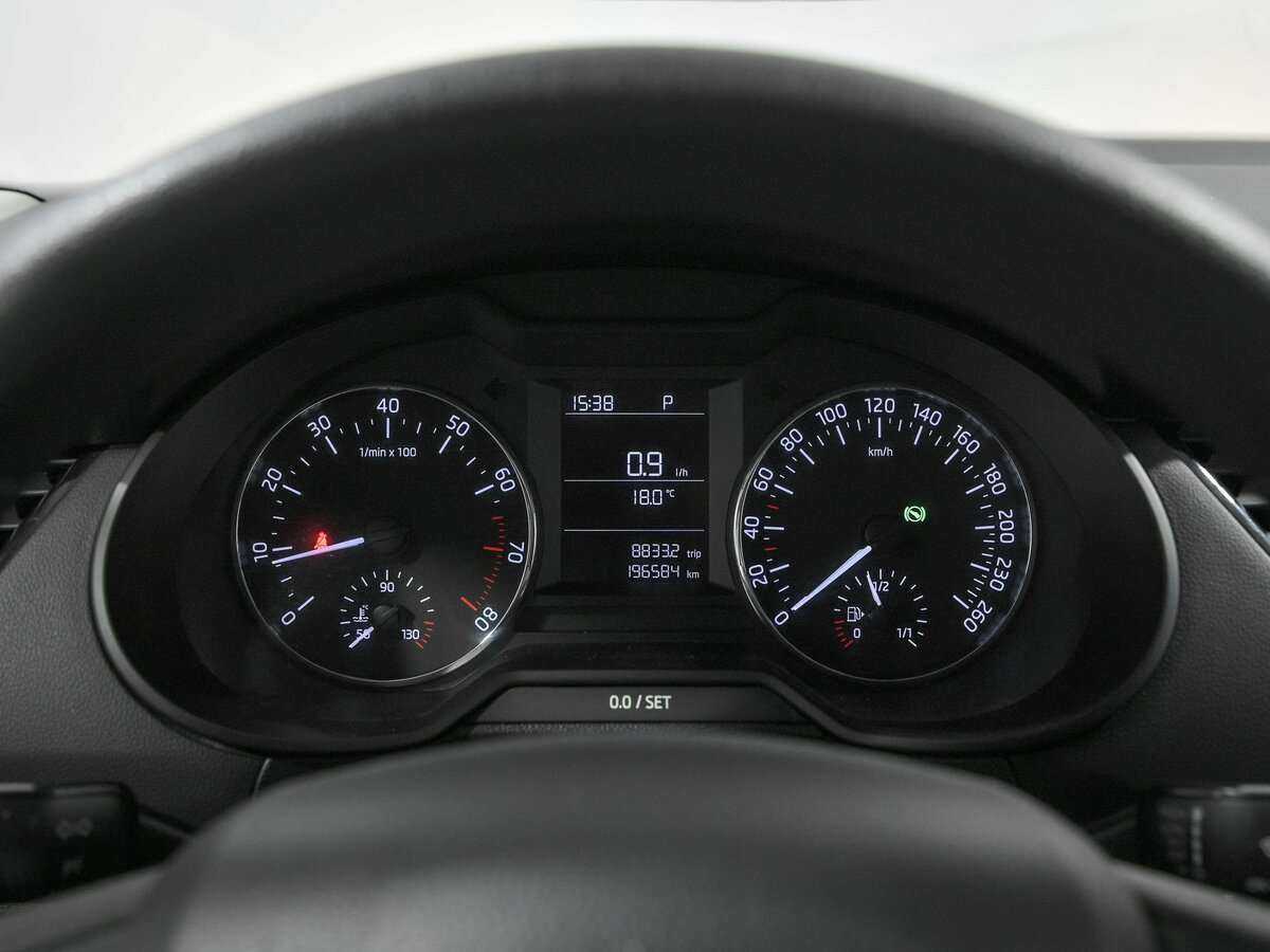 Купить Skoda Octavia с пробегом. Фото: #7