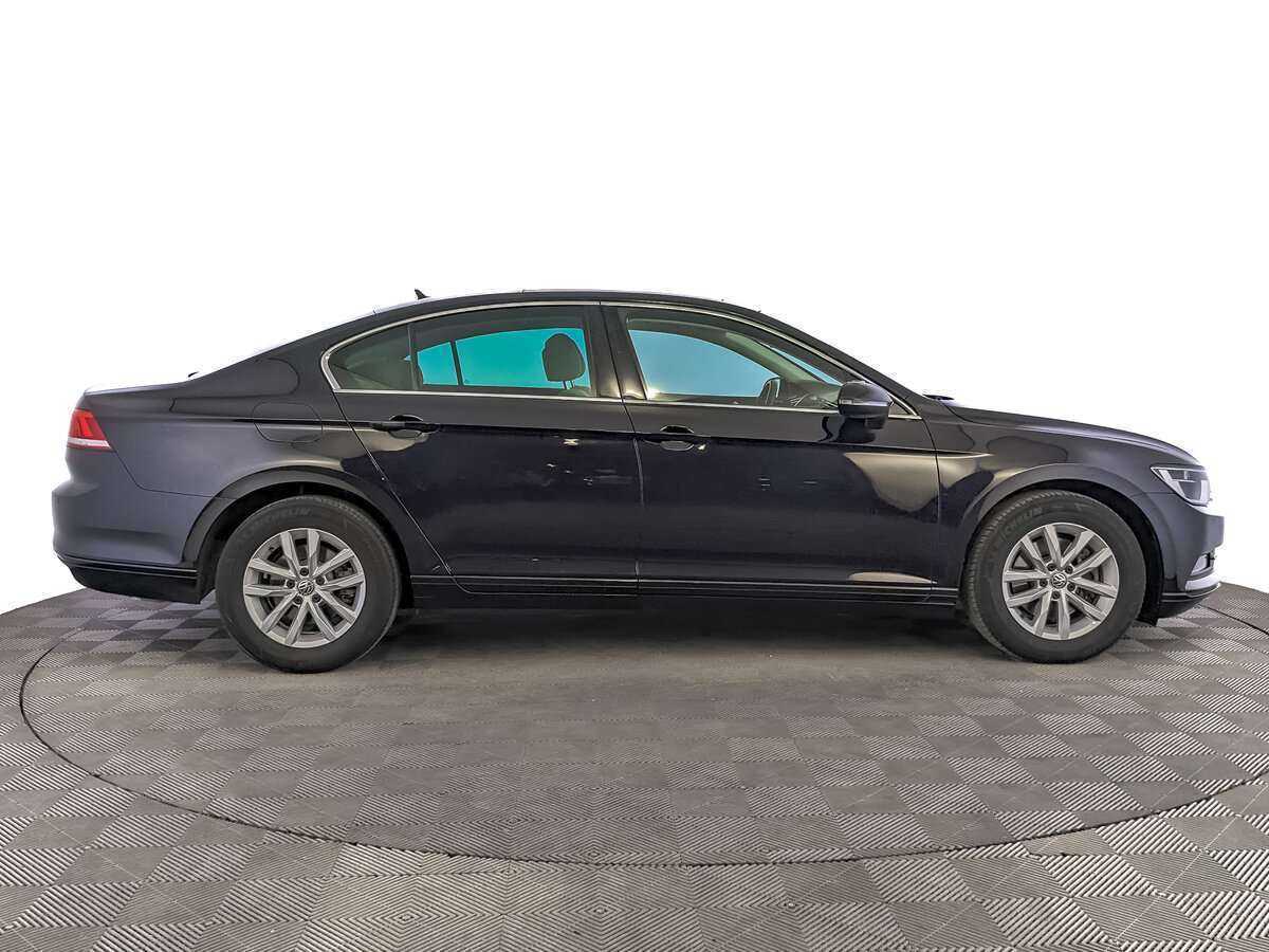 Купить Volkswagen Passat с пробегом. Фото: #3