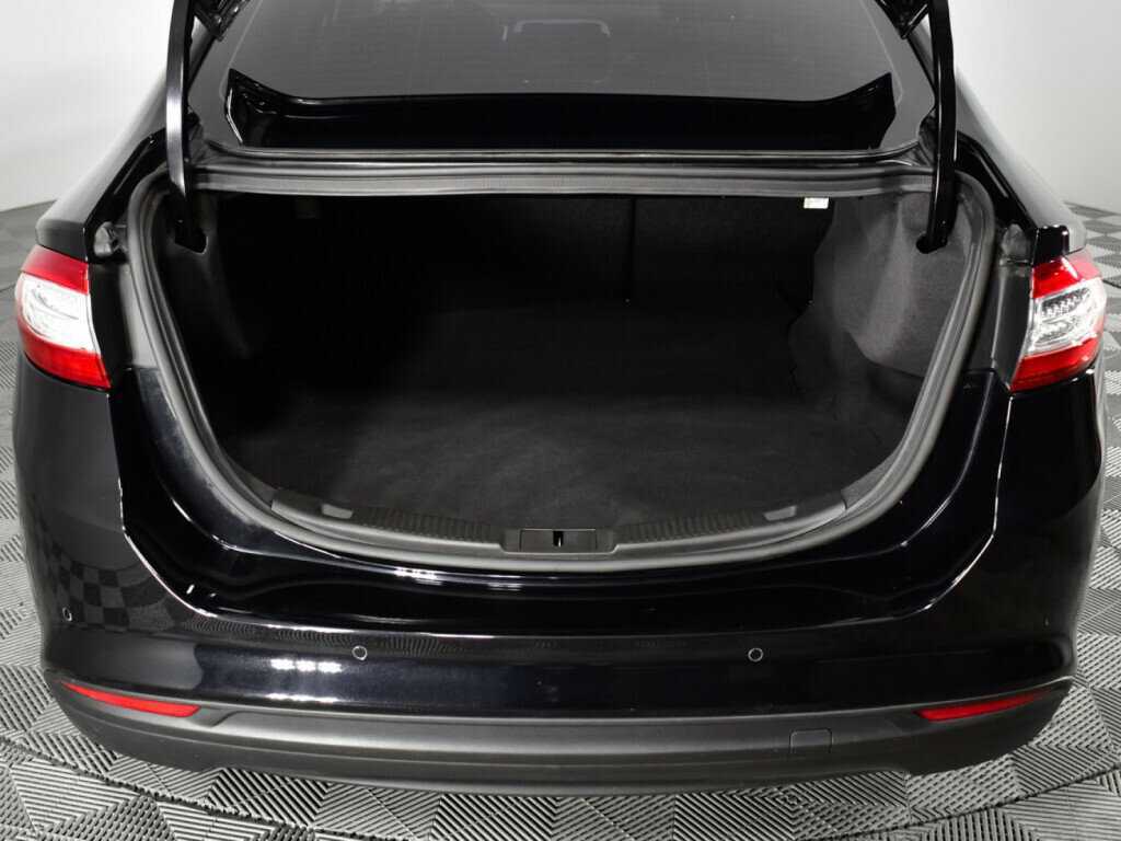 Купить Ford Mondeo с пробегом. Фото: #15