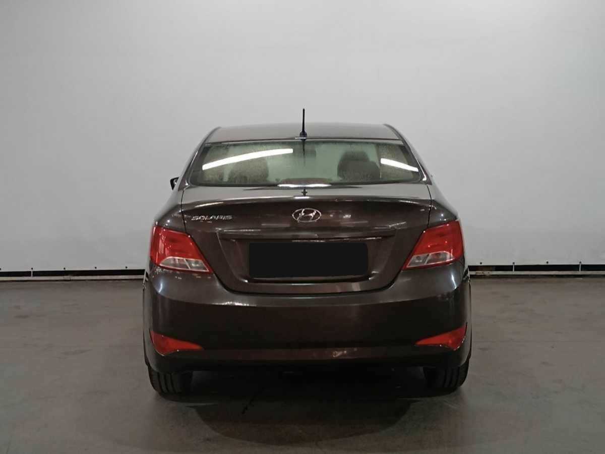 Купить Hyundai Solaris с пробегом. Фото: #5