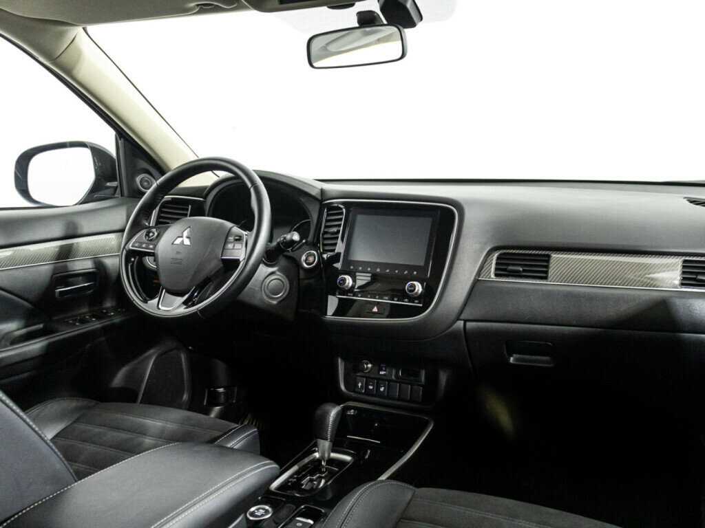 Купить Mitsubishi Outlander с пробегом. Фото: #8