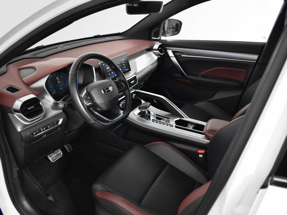 Купить Geely Coolray с пробегом. Фото: #7