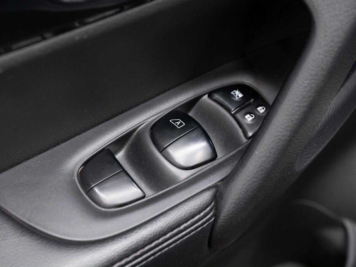 Купить Nissan X-Trail с пробегом. Фото: #19