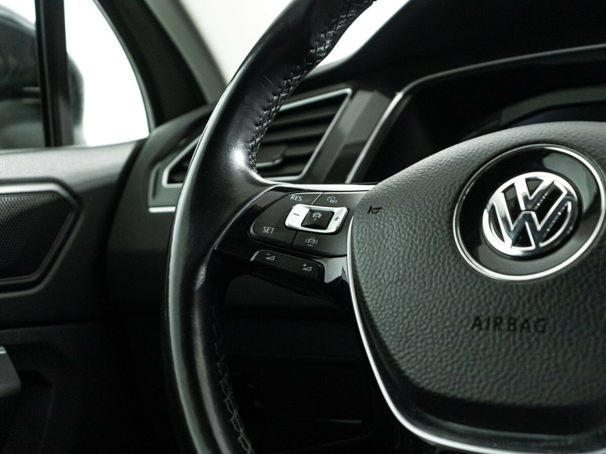 Купить Volkswagen Tiguan с пробегом. Фото: #16