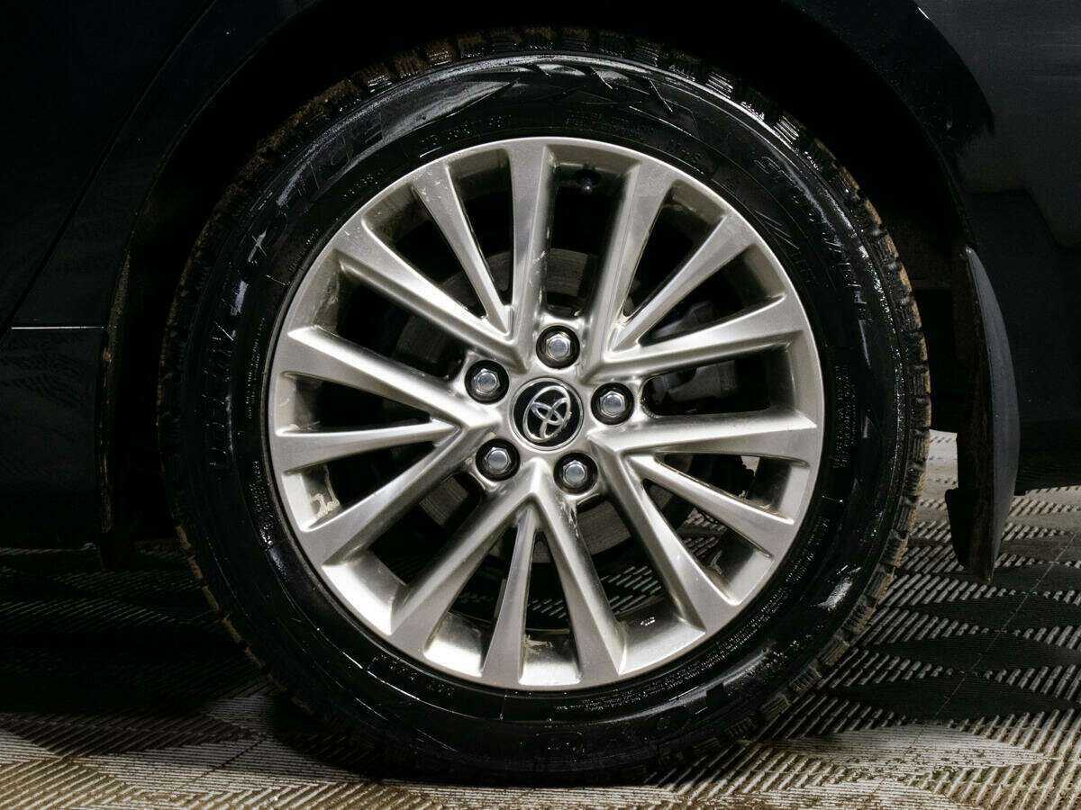 Купить Toyota Camry с пробегом. Фото: #21
