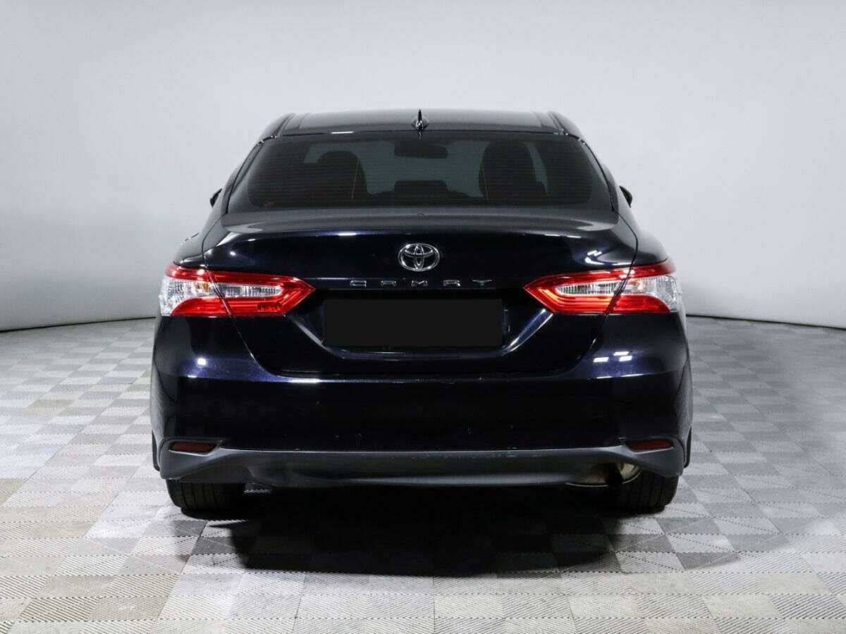 Купить Toyota Camry с пробегом. Фото: #5