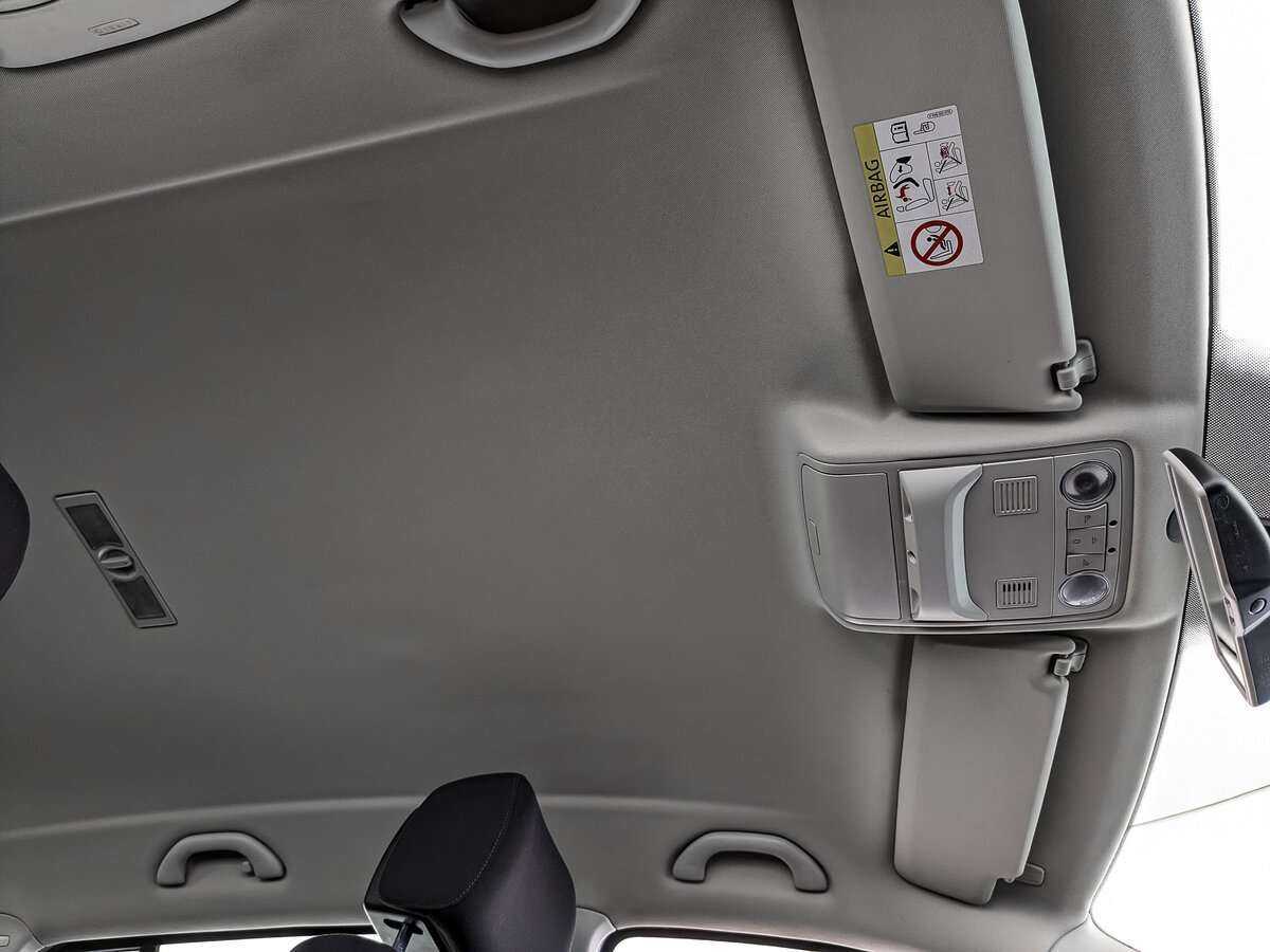 Купить Volkswagen Tiguan с пробегом. Фото: #18