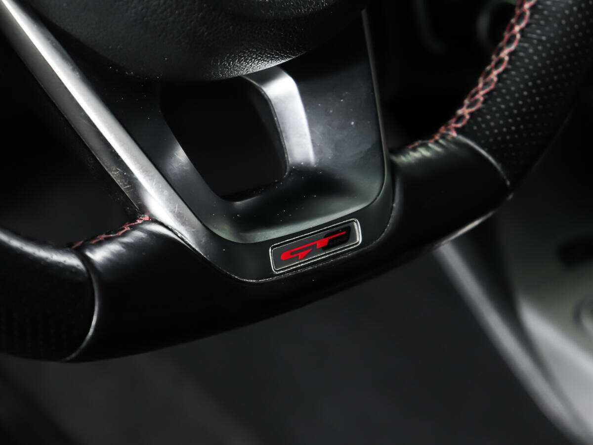 Купить Kia Optima с пробегом. Фото: #17